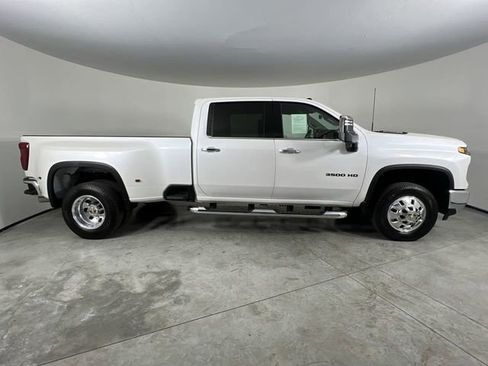Used 2024 Chevrolet Silverado 3500 LTZ w/ LTZ Plus Package RWD image 9