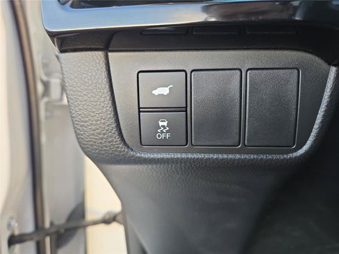 Used 2023 Honda CR-V EX-L image 16