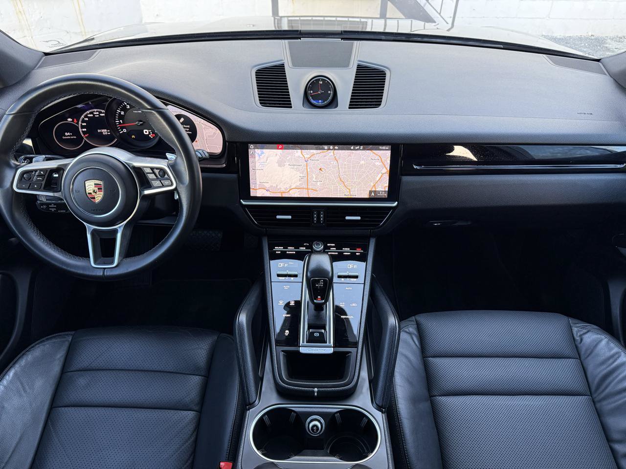 Used 2020 Porsche Cayenne AWD/4WD image 28