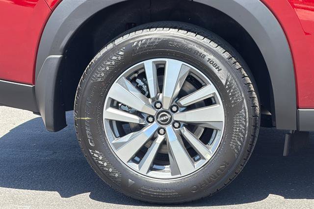 New 2026 Nissan Pathfinder SL w/ Cargo Package FWD image 34
