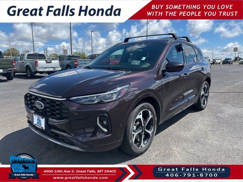 Used 2023 Ford Escape ST-Line Elite w/ Premium Technology Package AWD/4WD image 3