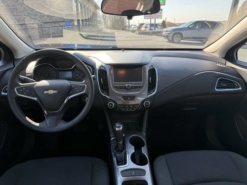 Used 2016 Chevrolet Cruze LT w/ Convenience Package image 25