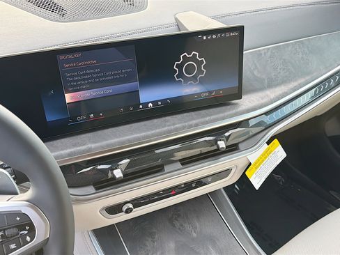 New 2026 BMW X5 xDrive50e w/ Executive Package image 28