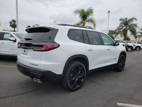 New 2026 GMC Acadia Elevation w/ Black Edition FWD image 4