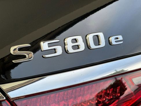 New 2026 Mercedes-Benz S 580e 4MATIC Sedan image 20