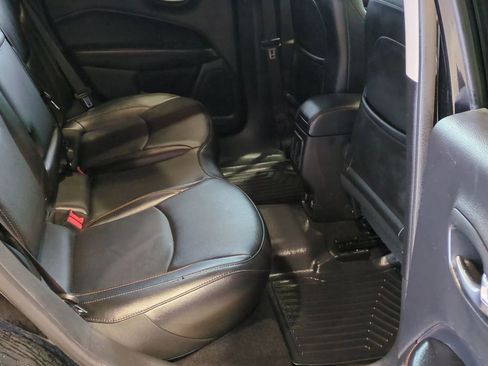 Used 2020 Jeep Compass Limited image 21