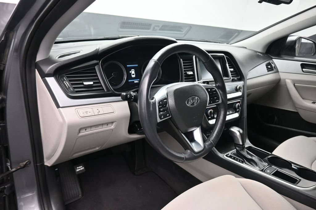 Used 2019 Hyundai Sonata SEL FWD image 13