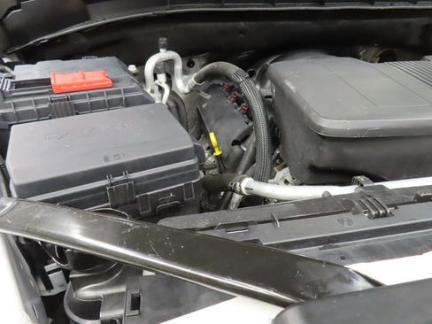 Used 2023 GMC Sierra 1500 AT4 w/ Technology Package AWD/4WD image 38