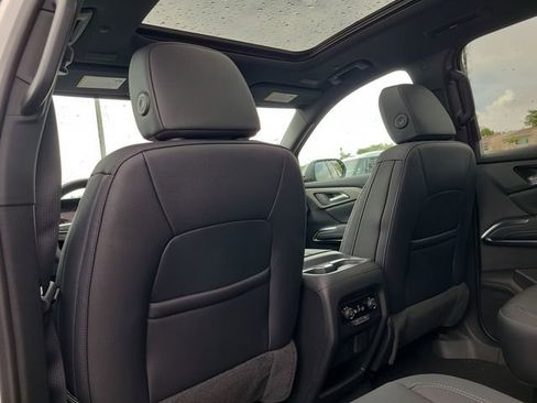 New 2026 Chevrolet Traverse LT image 11