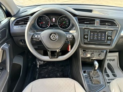 Used 2020 Volkswagen Tiguan S image 15