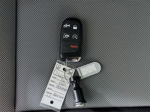 New 2026 RAM ProMaster 2500 w/ Quick Order Package 22G SLT image 20