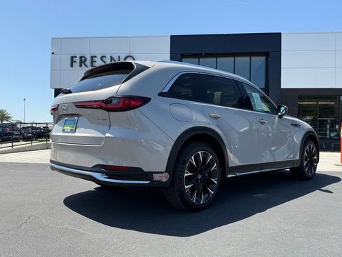 Certified 2024 MAZDA CX-90 Plug-In Hybrid w/ Premium Plus AWD/4WD image 12