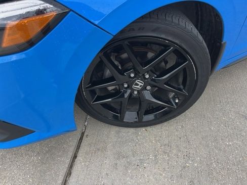 Used 2023 Honda Civic Sport image 27