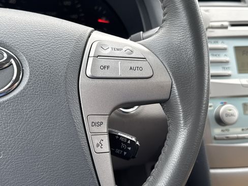 Used 2007 Toyota Camry V6 FWD image 14