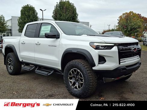 New 2026 Chevrolet Colorado ZR2 w/ Technology Package image 2