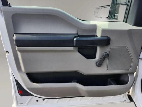 Used 2019 Ford F250 XL AWD/4WD image 12