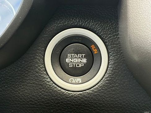 Used 2019 RAM 1500 Big Horn RWD image 25