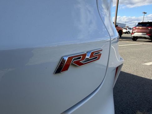 Used 2022 Chevrolet TrailBlazer RS w/ Sun and Liftgate Package image 18