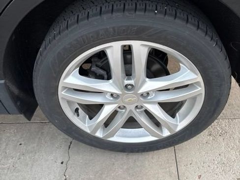 Used 2019 Chevrolet Equinox Premier AWD/4WD image 24