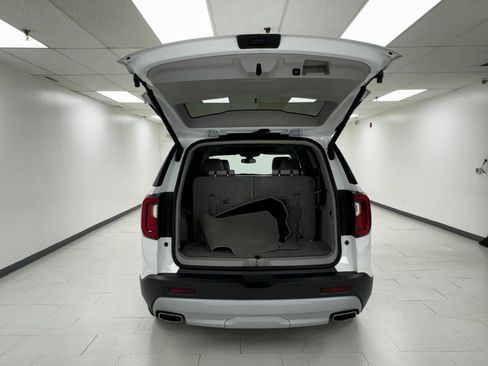 Used 2023 GMC Acadia SLT image 43
