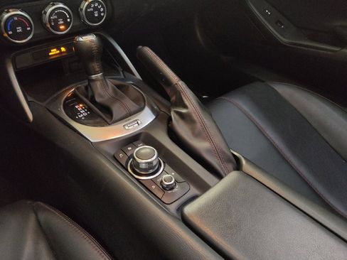 Used 2016 MAZDA MX-5 Miata Grand Touring RWD image 26