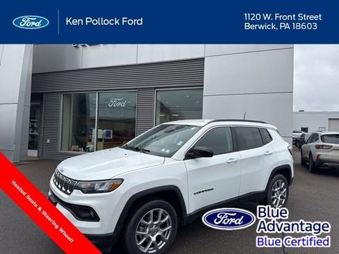 Used 2022 Jeep Compass Latitude image 1