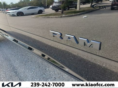Used 2025 RAM 2500 Laramie w/ Night Edition AWD/4WD image 7
