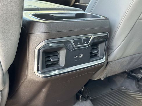Used 2024 Chevrolet Silverado 1500 LTZ w/ LTZ Premium Package AWD/4WD image 27