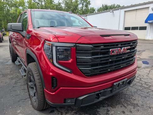 Used 2023 GMC Sierra 1500 Elevation AWD/4WD image 14