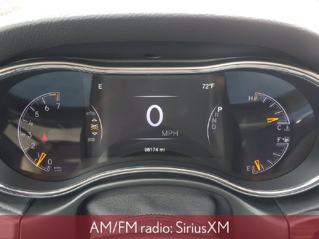 Used 2022 Jeep Grand Cherokee Laredo X AWD/4WD image 11
