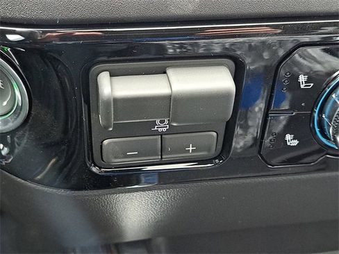 New 2026 GMC Sierra 1500 Elevation image 23