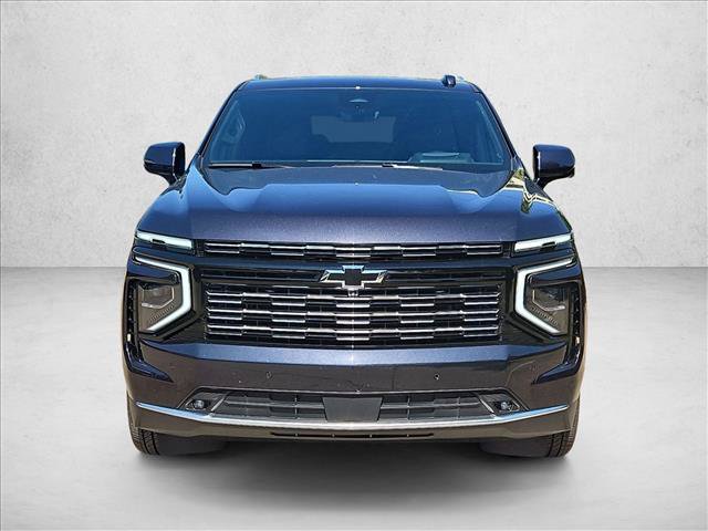 Used 2026 Chevrolet Suburban High Country AWD/4WD image 2