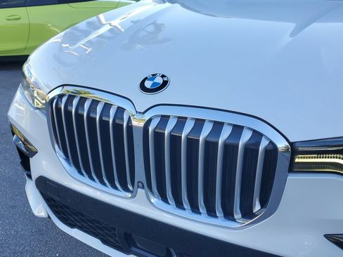 Used 2019 BMW X7 xDrive50i w/ Dynamic Handling Package image 9