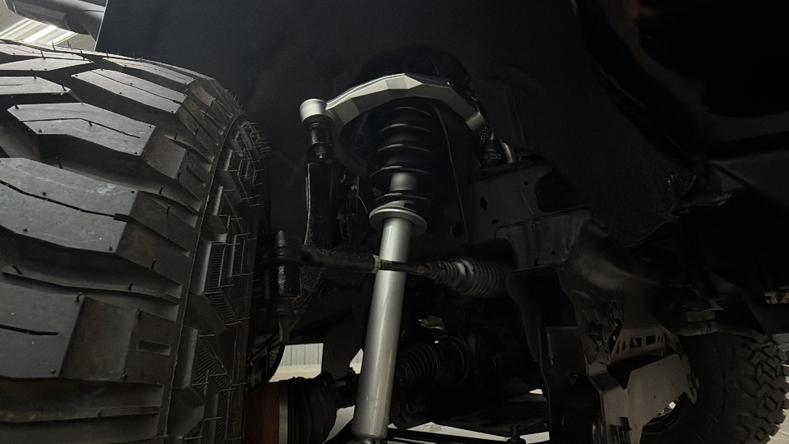 Used 2026 Chevrolet Silverado 1500 High Country w/ Midnight Edition AWD/4WD image 18