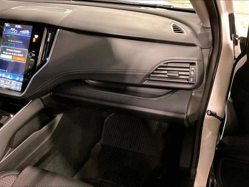 Used 2023 Subaru Outback Premium image 16