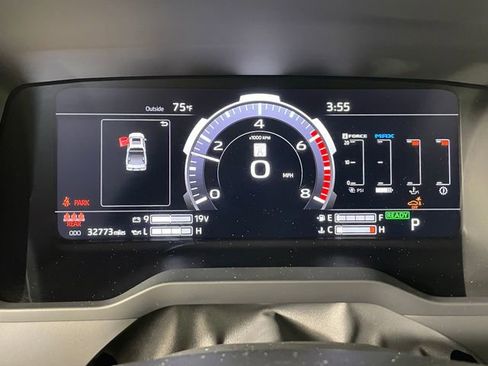 Used 2023 Toyota Tundra Platinum image 5