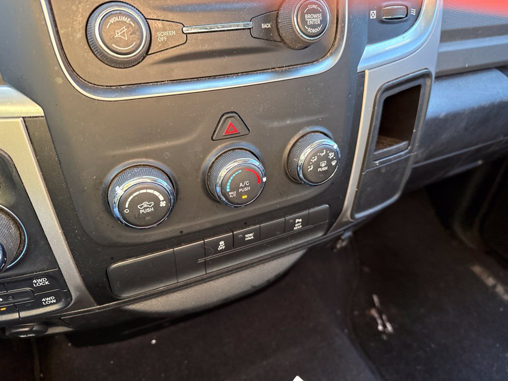 Used 2019 RAM 1500 Warlock AWD/4WD image 13