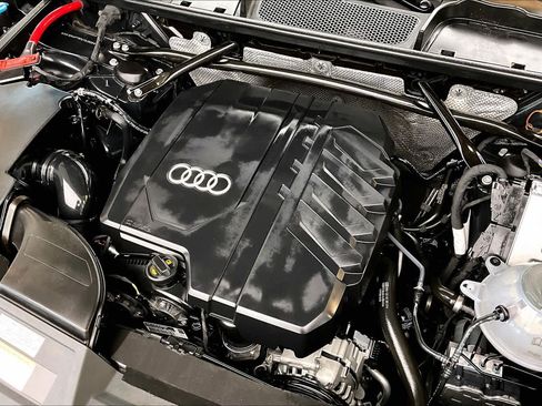 Used 2023 Audi Q5 2.0T Premium Plus w/ Premium Plus Package AWD/4WD image 31