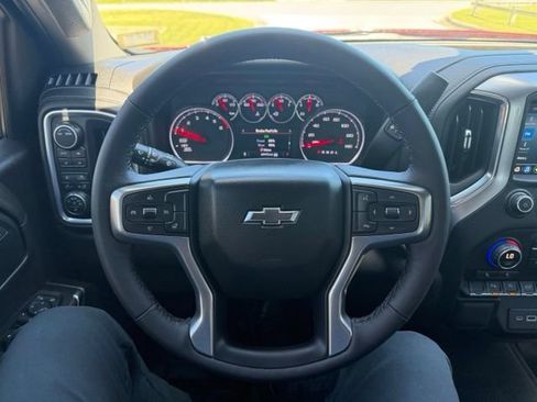Used 2022 Chevrolet Silverado 1500 RST w/ Safety Package AWD/4WD image 27