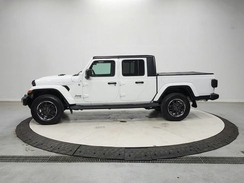 Used 2022 Jeep Gladiator Overland w/ Popular Equipment Package AWD/4WD image 4