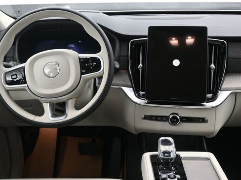 New 2026 Volvo XC90 T8 Ultra w/ Protection Package Premier AWD/4WD image 12