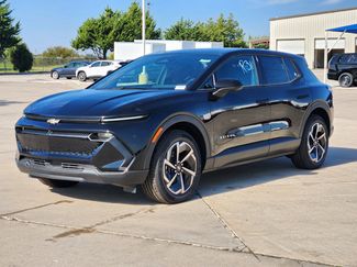 New 2026 Chevrolet Equinox EV LT w/ Comfort Package AWD/4WD video 2