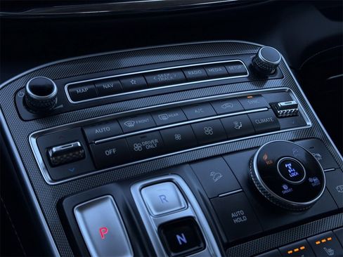 Used 2023 Hyundai Santa Fe SEL Premium image 20