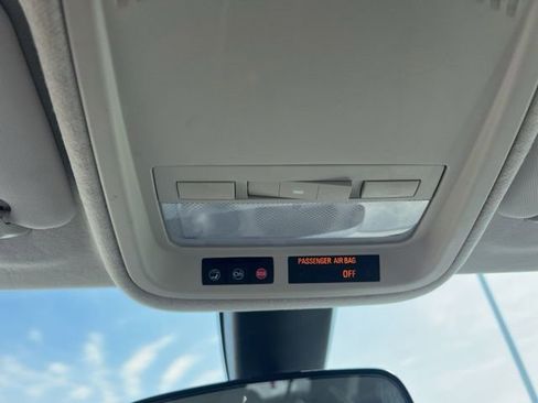 Used 2017 Chevrolet Cruze LT w/ Convenience Package image 24