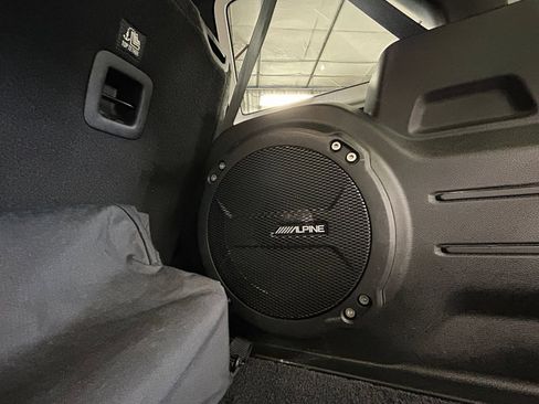 Used 2018 Jeep Wrangler Unlimited Rubicon AWD/4WD image 25