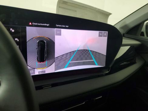 New 2025 Audi Q6 e-tron Premium Plus image 29