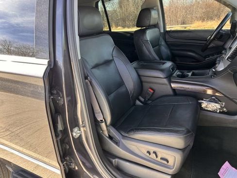 Used 2017 GMC Yukon SLT w/ Premium Edition image 25