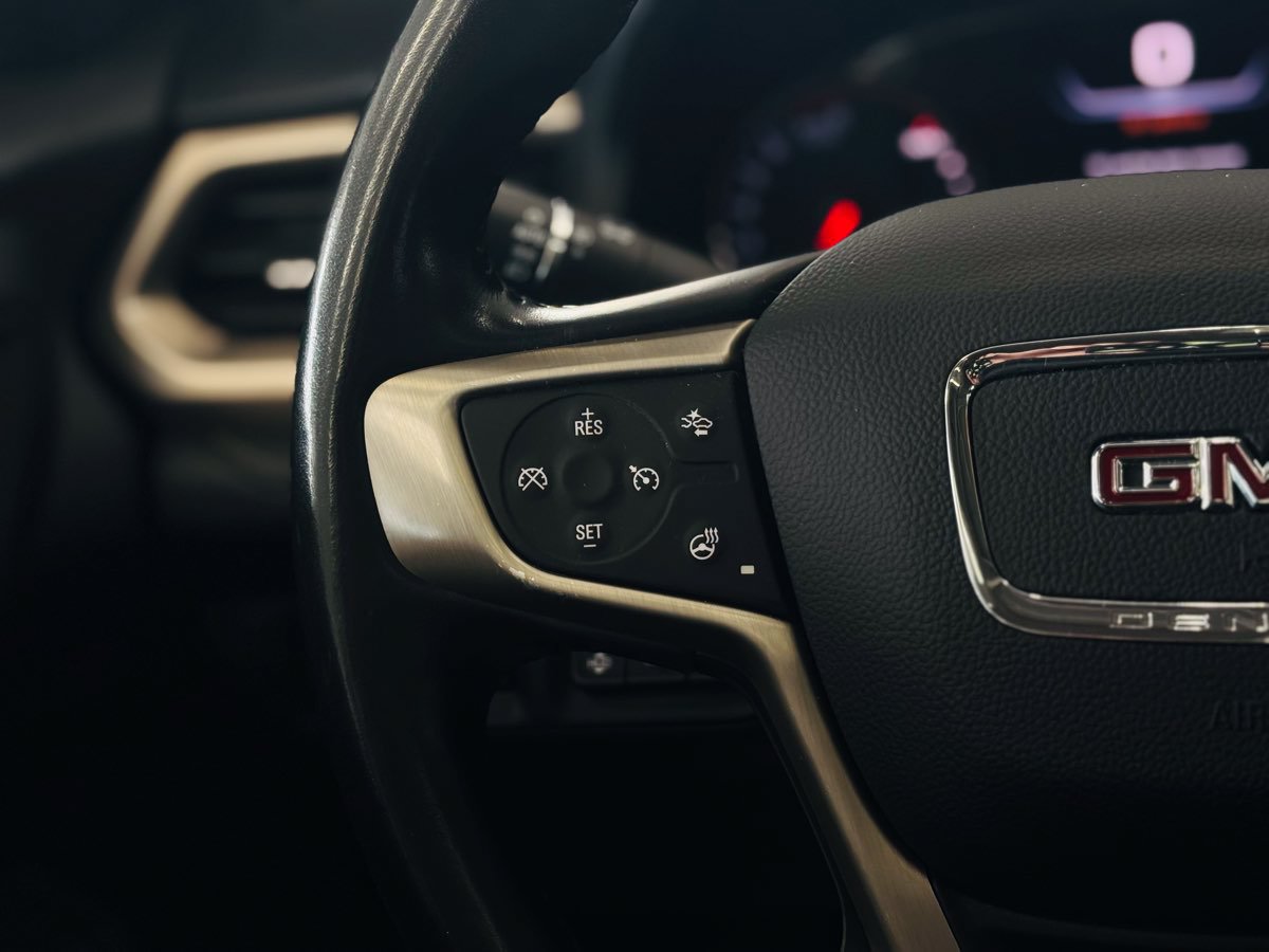 Used 2020 GMC Acadia Denali w/ Technology Package AWD/4WD image 52