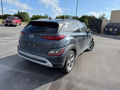 Used 2022 Hyundai Kona SEL FWD image 4