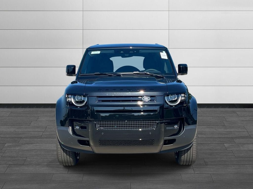 New 2026 Land Rover Defender 110 S AWD/4WD image 8
